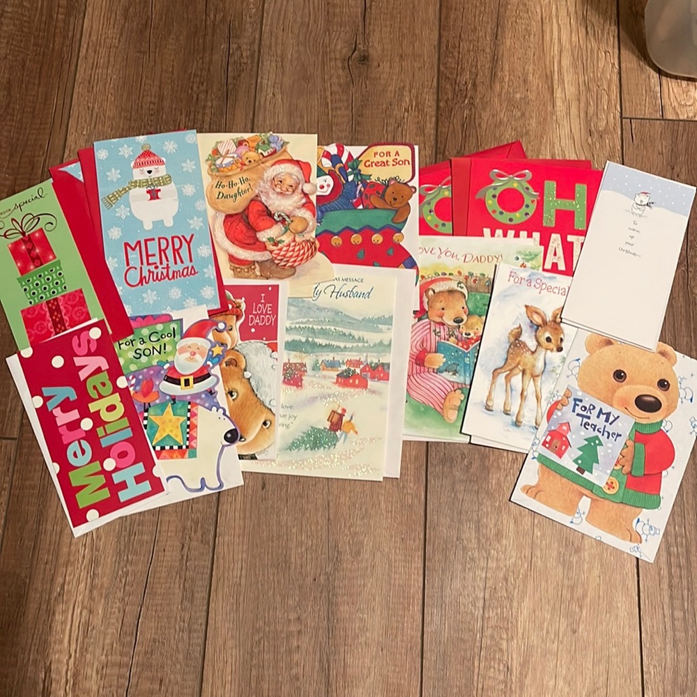 Bundle of 16 Vintage Hallmark Christmas Cards
